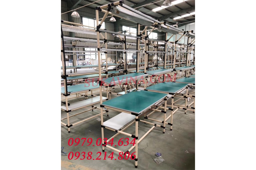 Bàn thao tác cơ khí nhà xưởng