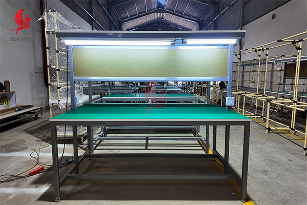 Bàn được thiết kế công thái học phù hợp với vóc dáng người lao động ban-thao-tac-cong-nghiep-la-gi 1.jpg (247 KB)