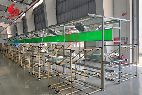 ban-thao-tac-day-chuyen-san-xuat-thuc-pham 1.jpg (256 KB)