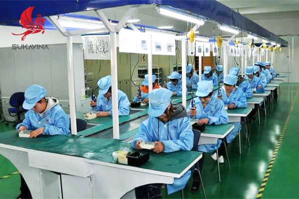 ban-thao-tac-lap-rap-cong-nghiep 10.jpg (203 KB)