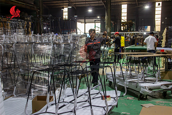 doanh- nghiep-san-xuat-cuoi-nam 2025 1.jpg (323 KB)