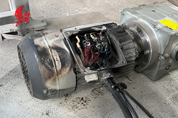 Motor băng tải cháy cuộn dây do chọn sai công suất motor - hậu quả không tính đúng lực kéo băng tải Cách Tính Công Suất Motor Băng Tải 5.jpg (236 KB)