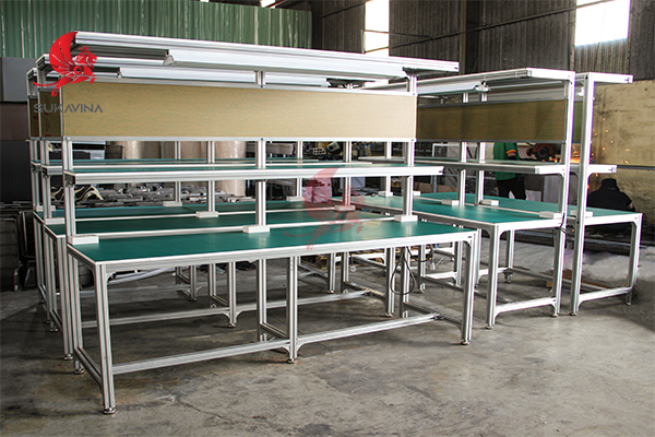 ban-thao-tac-xuong-co-khi-nho 3.jpg (284 KB)