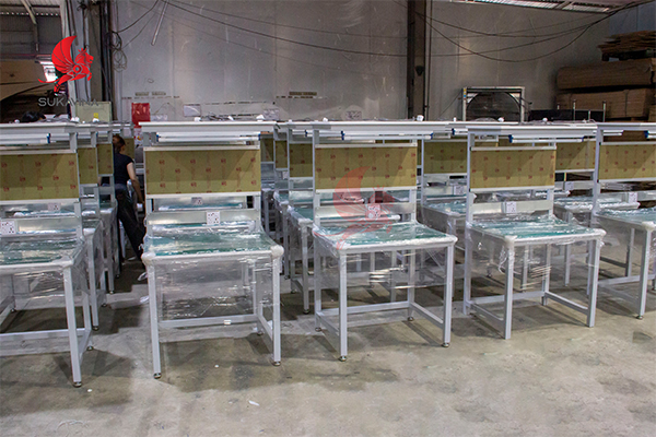 ban-thao-tac-xuong-co-khi-nho 5.jpg (259 KB)