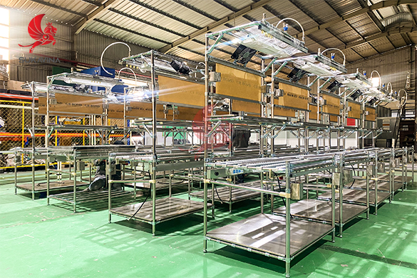 Bàn thao tác inox cach-chon-ban-thao-tac-theo-nganh-san-xuat 5.jpg (350 KB)