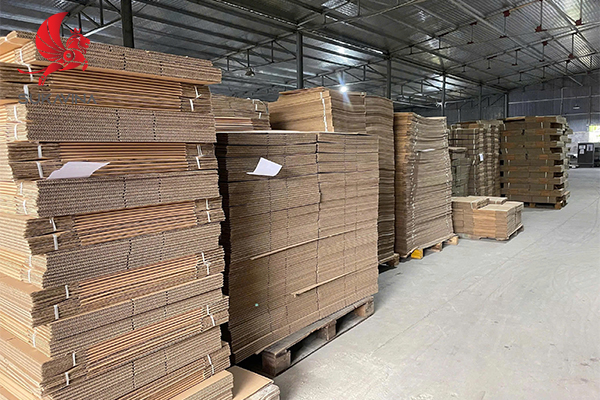 Kh&aacute;m ph&aacute; d&acirc;y chuyền sản xuất th&ugrave;ng carton hiện đại