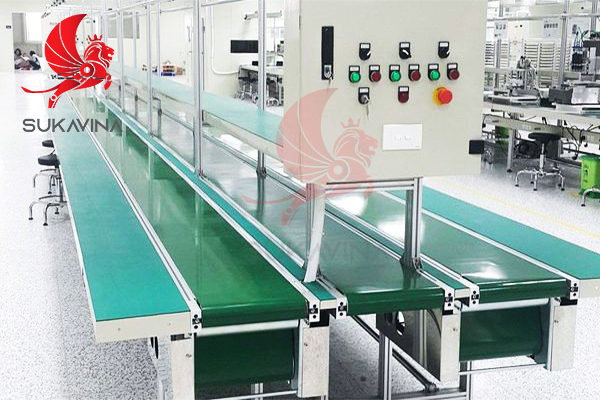 so s&aacute;nh băng tải pvc v&agrave; băng tải cao su