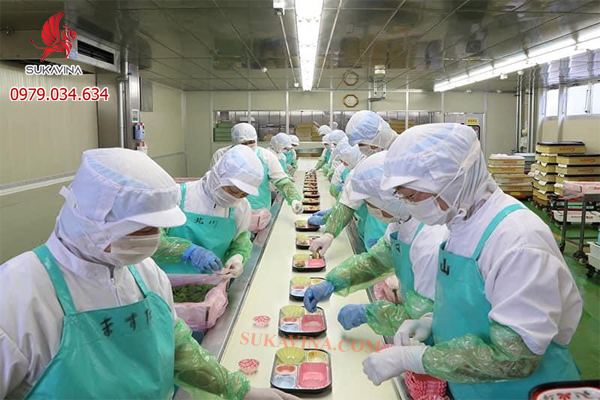 ban-ghe-inox-danh-rieng-cho-cong-nghiep5.jpg (191 KB)