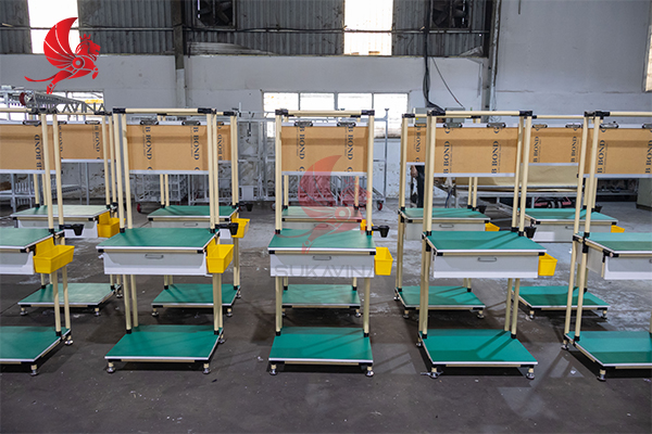 Bàn thao tác khung ống thép bọc nhựa Sukavina – Giải pháp tối ưu cho dây chuyền sản xuất