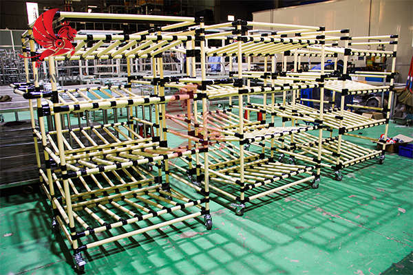 ỐNG THÉP BỌC NHỰA LÀM XE ĐẨY HÀNG – GIẢI PHÁP TỐI ƯU CHO NHÀ XƯỞNG HIỆN ĐẠI