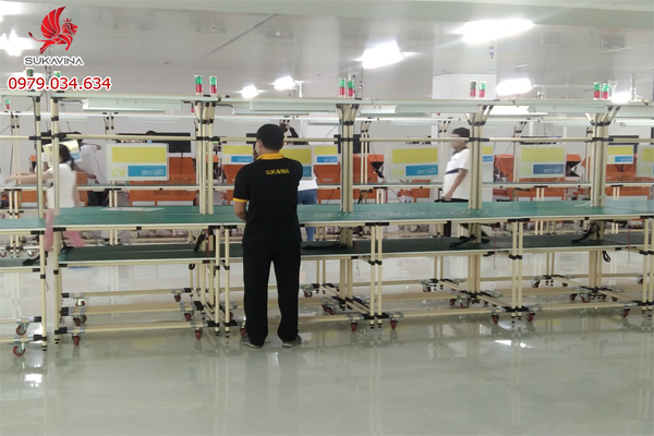 Quy trình sản xuất bàn thao tác nhà xưởng đạt tiêu chuẩn chất lương 